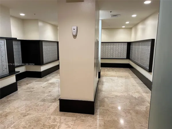 $5,000 | 1500 Bay Road, Unit 522S, Miami Beach, FL 33139