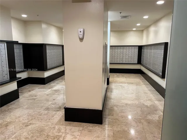 $5,000 | 1500 Bay Road, Unit 522S, Miami Beach, FL 33139