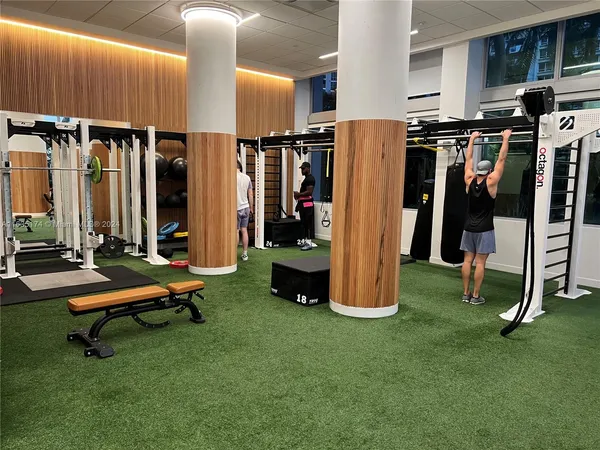 $5,000 | 1500 Bay Road, Unit 522S, Miami Beach, FL 33139