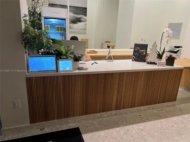 $5,000 | 1500 Bay Road, Unit 522S, Miami Beach, FL 33139