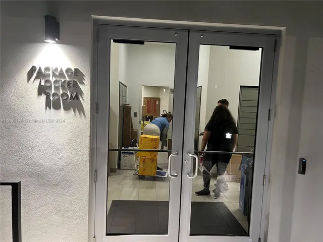 $5,000 | 1500 Bay Road, Unit 522S, Miami Beach, FL 33139