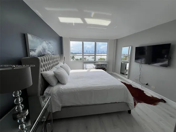 $5,000 | 1500 Bay Road, Unit 522S, Miami Beach, FL 33139