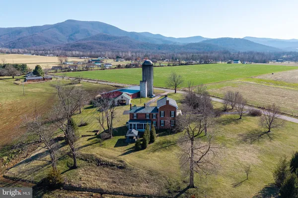$889,900 | 5329 Farmview Road, Stanley, VA 22851