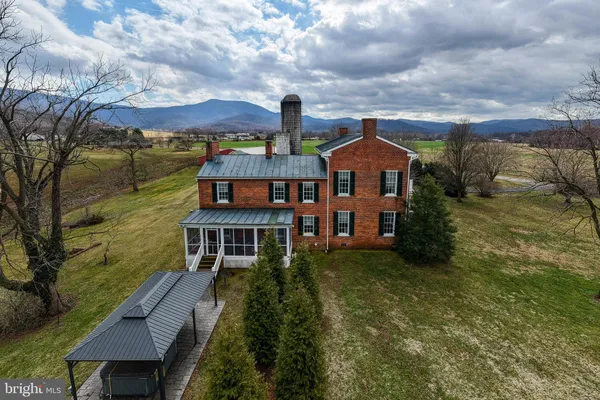 $889,900 | 5329 Farmview Road, Stanley, VA 22851