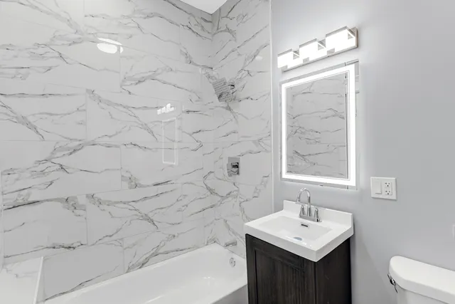 $1,800 | 5343 South Indiana Avenue, Unit 2, Chicago, IL 60615