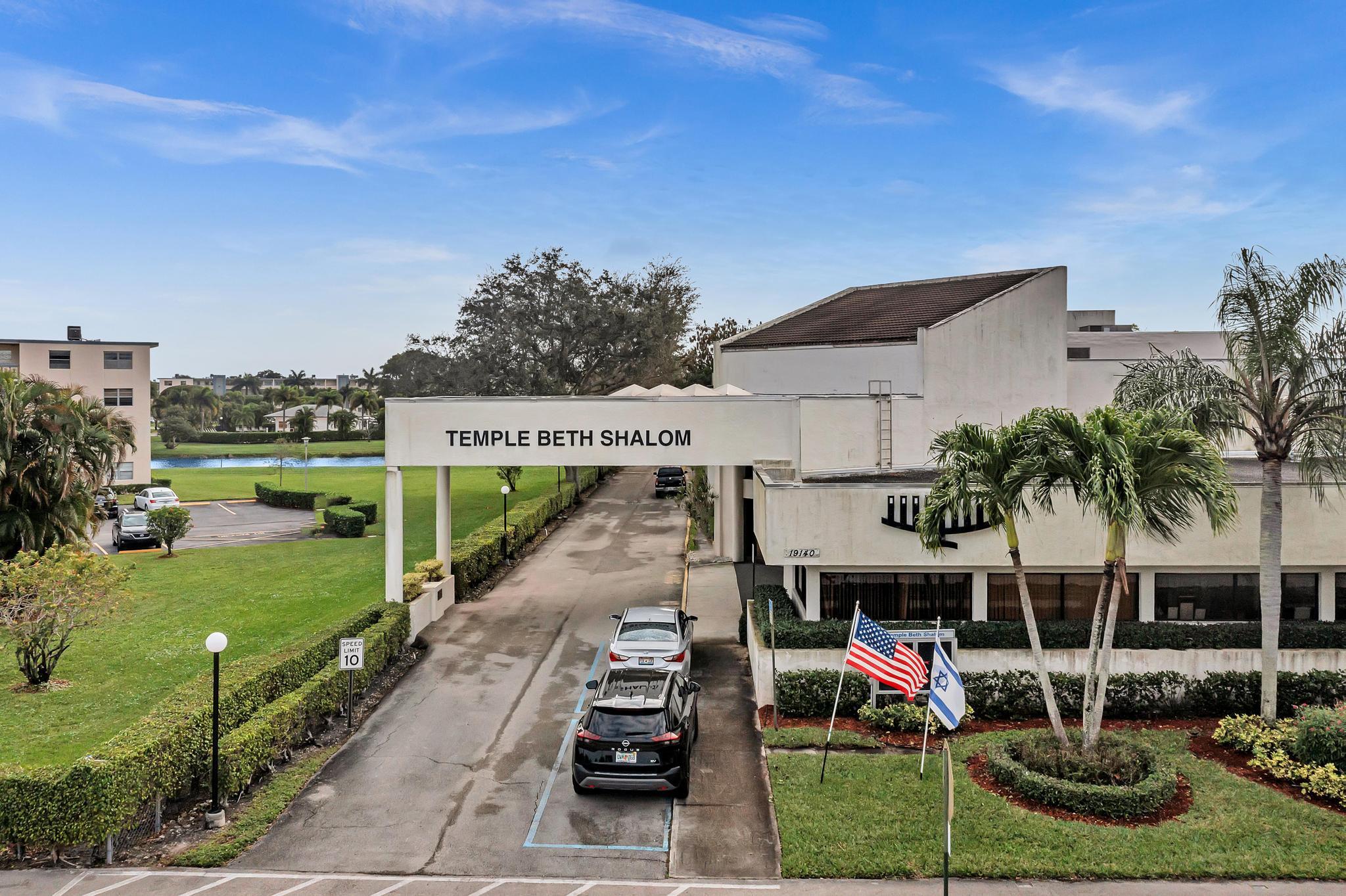 2066 Exeter Boca Raton, FL 33434 - Photo 59 of 60 DJI_0061