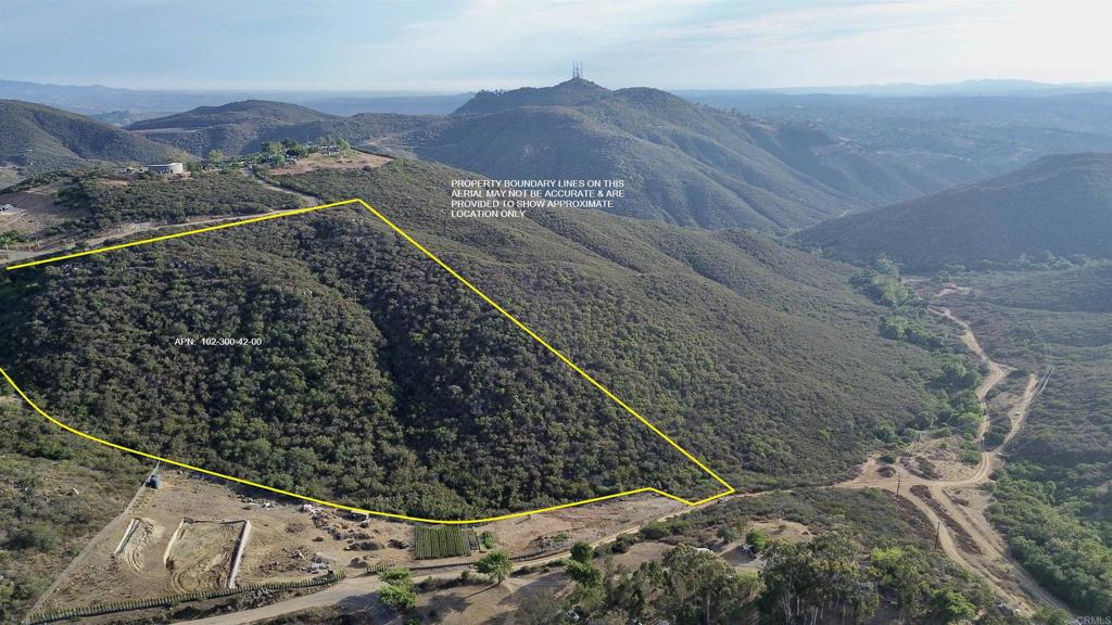 Rainbow Glen Road Fallbrook, CA 92028 - Photo 1 of 26 a view of a backyard