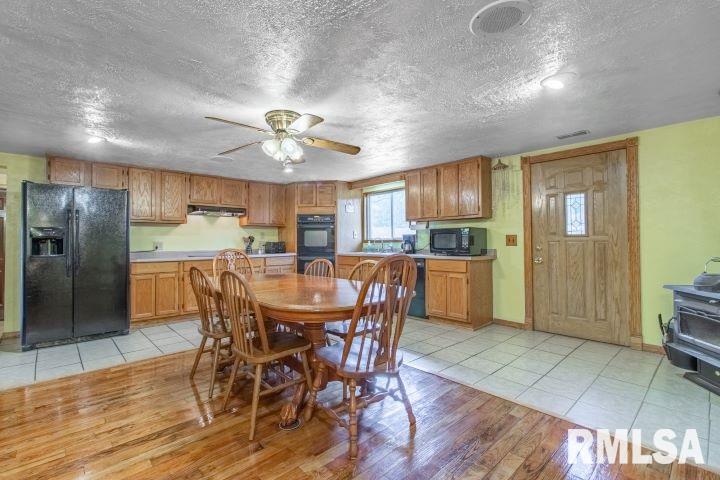 12269 Spring Lane Manito, IL 61546 - Photo 10 of 35 Gallery Image 10