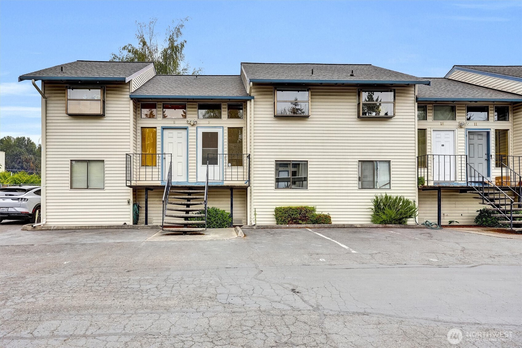 1313 West James Street, Unit 9 Kent, WA 98032 - Photo 5 of 31