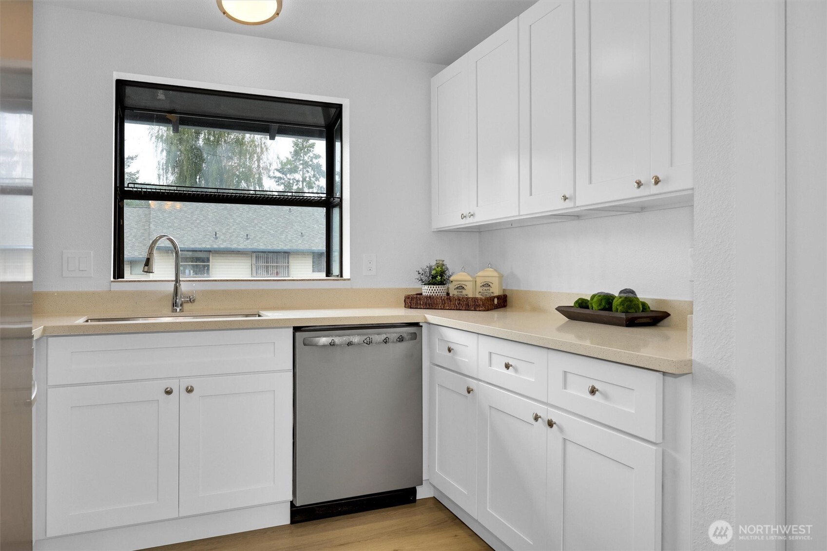 1313 West James Street, Unit 9 Kent, WA 98032 - Photo 10 of 31