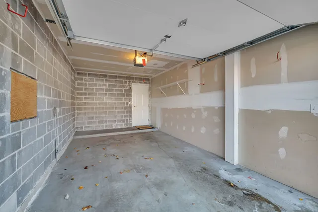 $265,000 | 6413 Pine Trail Lane, Unit 2, Tinley Park, IL 60477