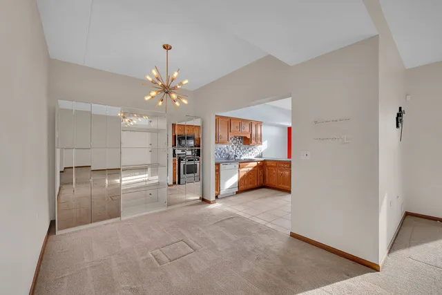 $265,000 | 6413 Pine Trail Lane, Unit 2, Tinley Park, IL 60477