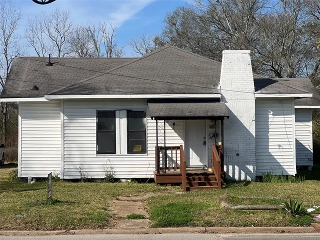 $1,555 | 1101 North 1st Street, Lufkin, TX 75901