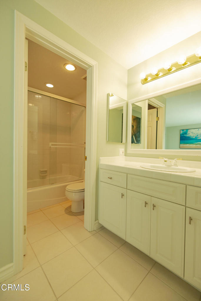 2145 Kingsbridge Way Oxnard, CA 93035 - Photo 43 of 61