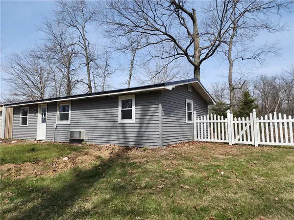 $79,500 | 13903 East Lake Jasper S Avenue, Newton, IL 62448