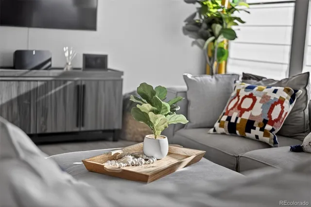 $975,000 | 2270 West 66th Avenue, Denver, CO 80221