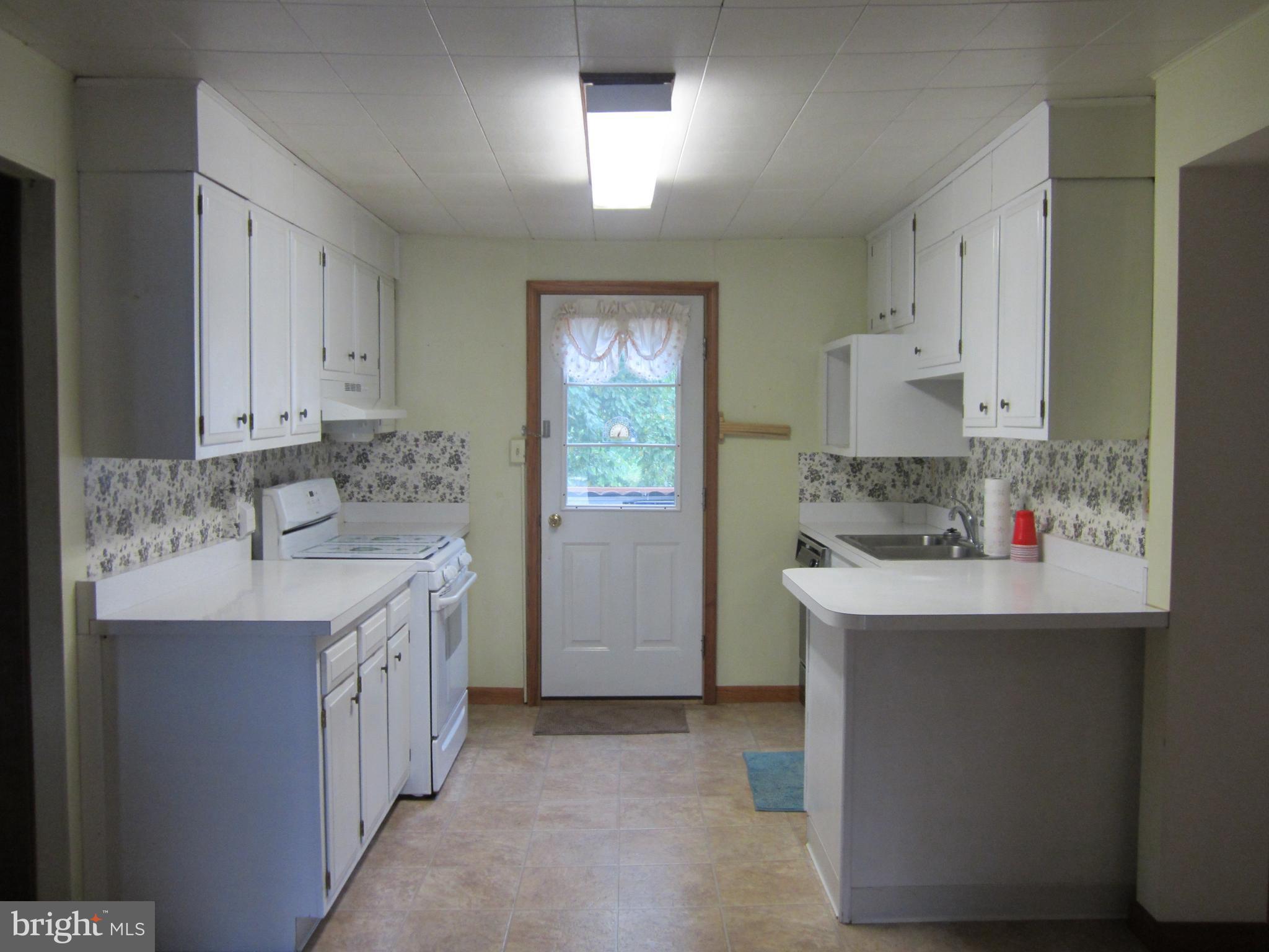 2029 Castleton Road Darlington, MD 21034 - Photo 9 of 30 Kitchen