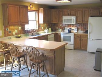 176 Rose Valley Road Pottstown, PA 19464 - Photo 3 of 12 Gallery Image 3