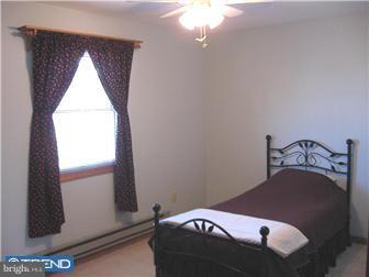 176 Rose Valley Road Pottstown, PA 19464 - Photo 4 of 12 Gallery Image 4