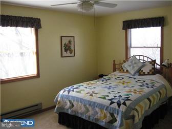 176 Rose Valley Road Pottstown, PA 19464 - Photo 6 of 12 Gallery Image 6