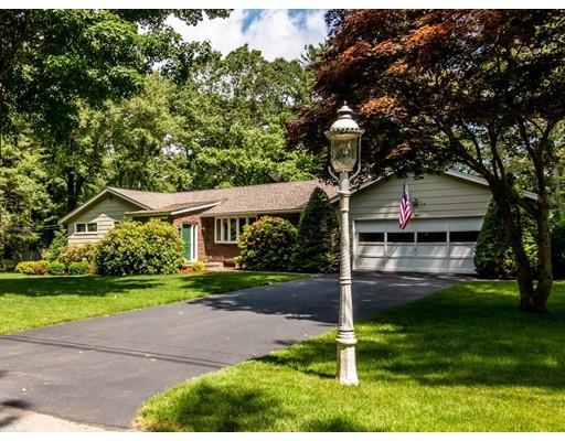 54 Old Cart Road Hamilton, MA 01982 - Photo 1 of 27 Gallery Image 1