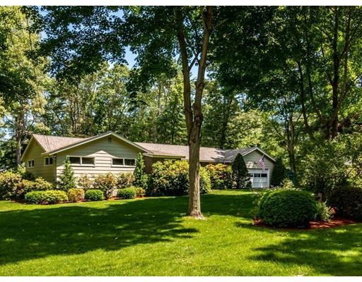 54 Old Cart Road Hamilton, MA 01982 - Photo 2 of 27 Gallery Image 2