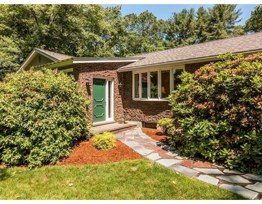 54 Old Cart Road Hamilton, MA 01982 - Photo 4 of 27 Gallery Image 4
