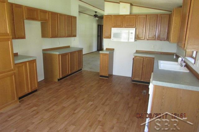 4367 Flajole Road Midland, MI 48642 - Photo 7 of 15 31319501-6.JPG