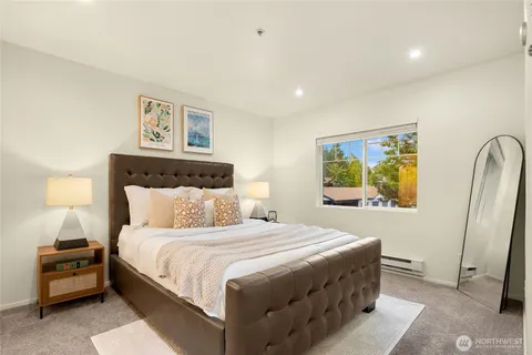 $315,000 | 10825 Southeast 200th Street, Unit B203, Kent, WA 98031