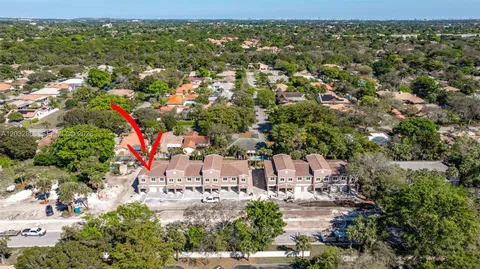 $670,000 | 1537 Northwest 94th Way, Unit 5, Coral Springs, FL 33071