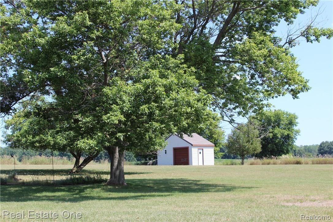 6474 Byron Road Howell, MI 48855 - Photo 16 of 62 IMG_0264.JPG