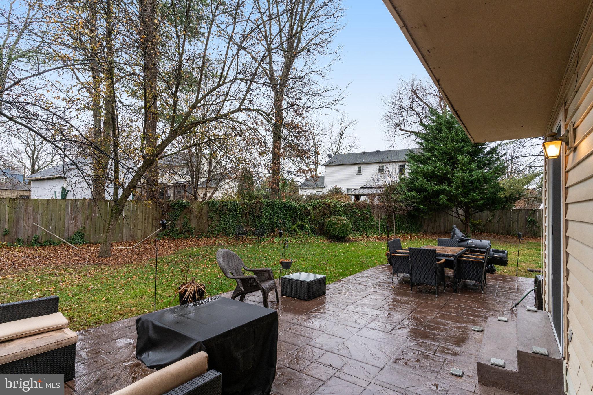 4302 Cub Run Road Chantilly, VA 20151 - Photo 5 of 24