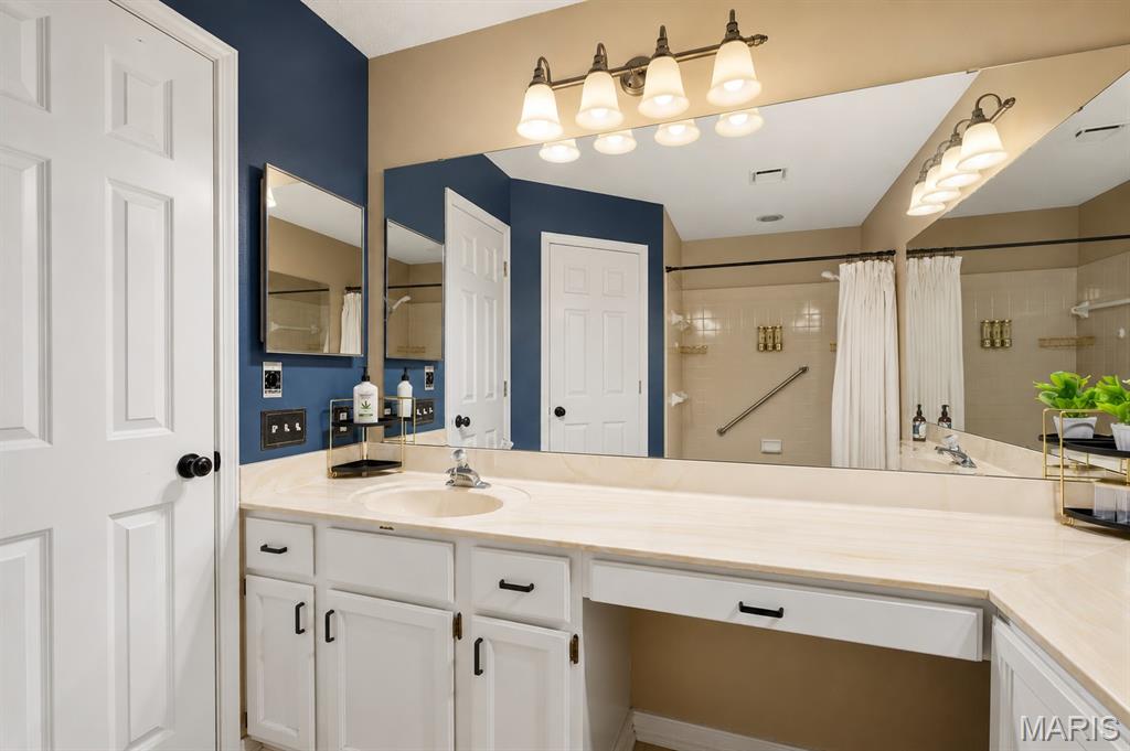 704 Hemingway Lane, Unit E Weldon Spring, MO 63304 - Photo 22 of 66