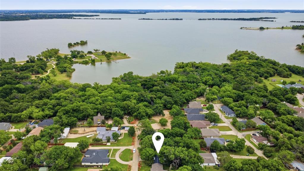 716 Lakeland Road Lake Dallas, TX 75065 - Photo 29 of 31