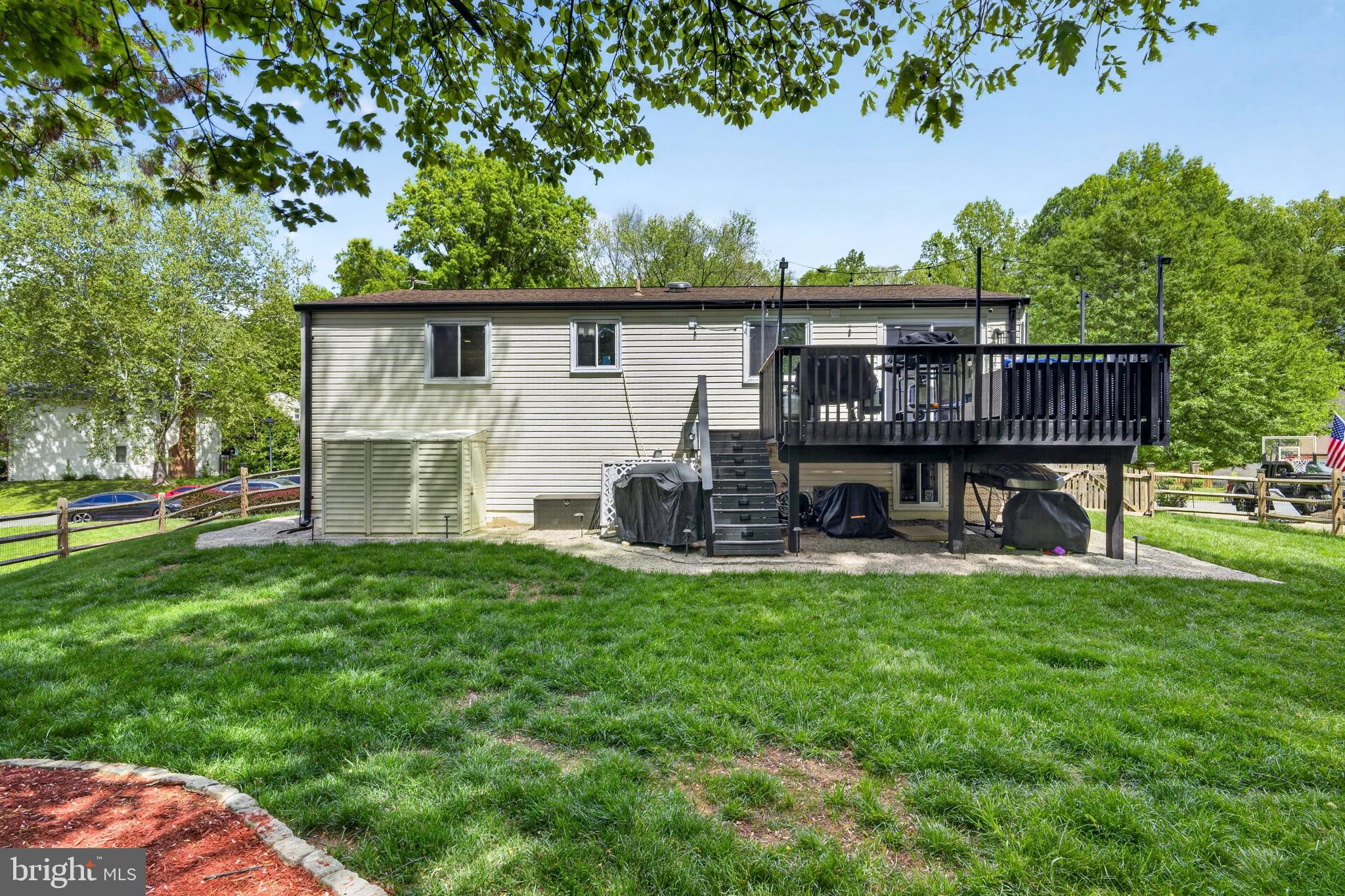 8373 Magic Leaf Road Springfield, VA 22153 - Photo 9 of 69 Large Trex-like deck