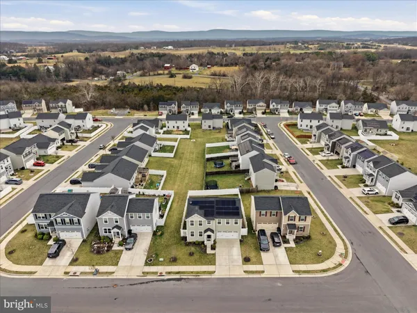 $449,900 | 471 Coville Street, Middletown, VA 22645