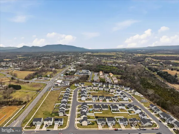 $449,900 | 471 Coville Street, Middletown, VA 22645