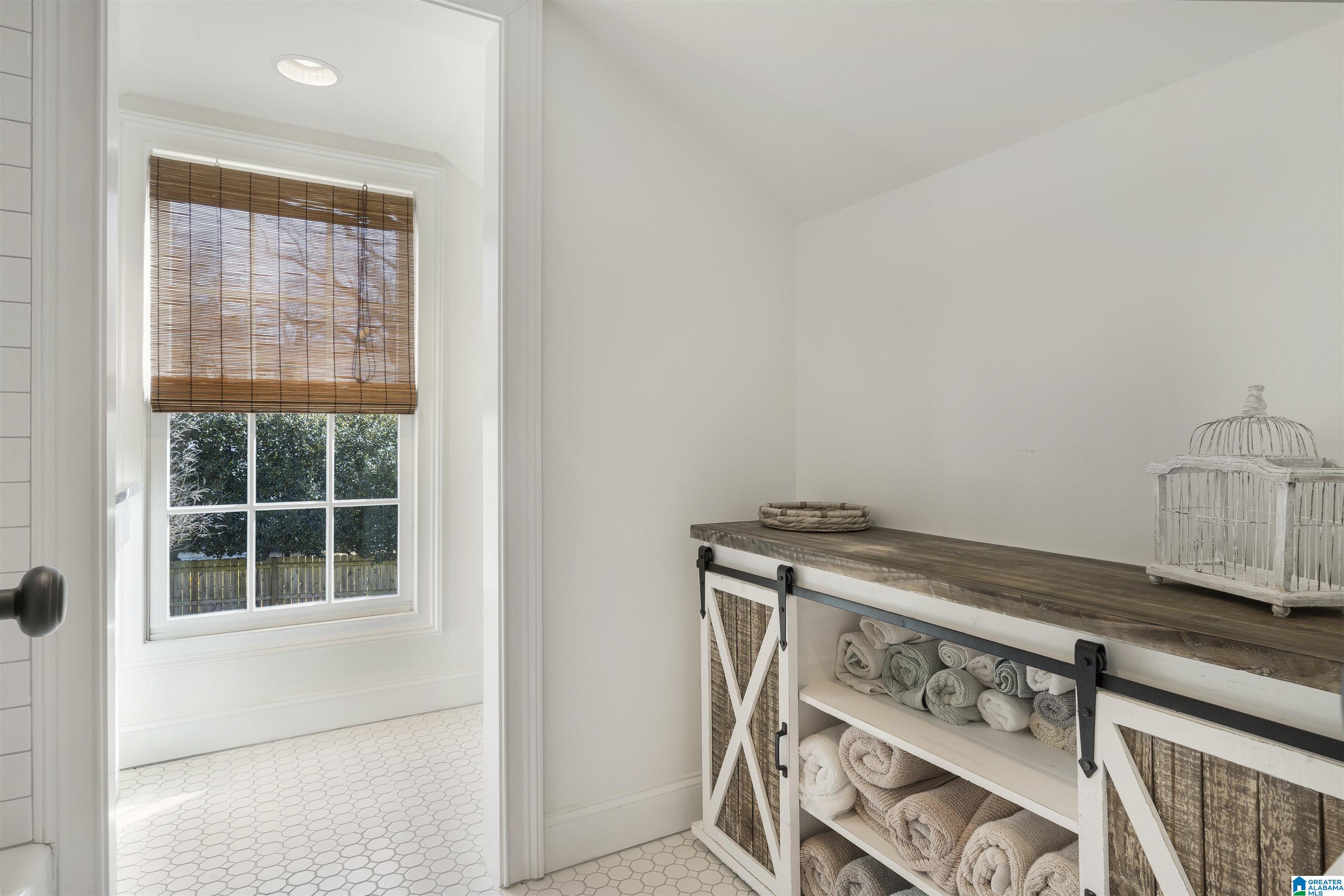 1815 Lancaster Road Birmingham, AL 35209 - Photo 26 of 37
