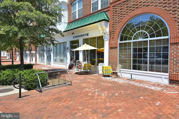 a house view with a outdoor space
