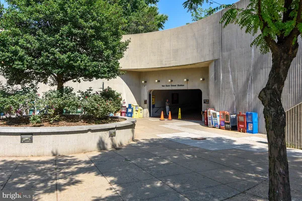 $2,900 | 171 Somervelle Street, Unit 302, Alexandria, VA 22304