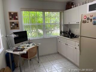 9215 Southwest 45th Street Miami, FL 33165 - Photo 21 of 37