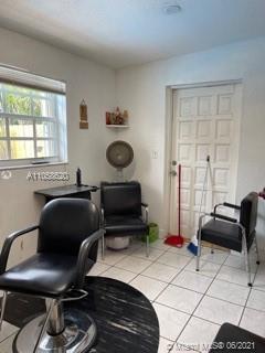 9215 Southwest 45th Street Miami, FL 33165 - Photo 23 of 37