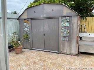 9215 Southwest 45th Street Miami, FL 33165 - Photo 37 of 37