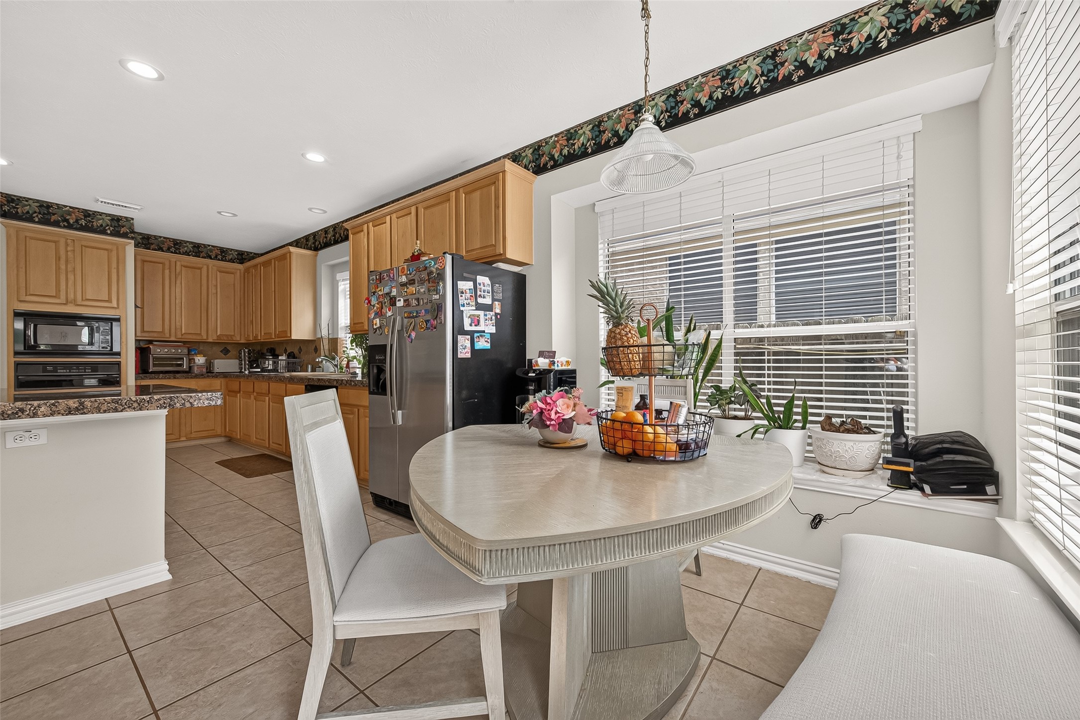 214 Kentwood Ridge Court Sugar Land, TX 77479 - Photo 15 of 38