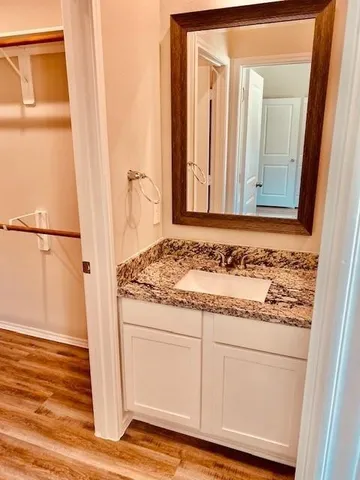 $1,300 | 11720 White Cedar Street, Willis, TX 77318