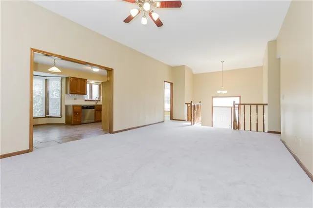 $2,360 | 4050 Southwest La Harve Drive, Lee's Summit, MO 64082