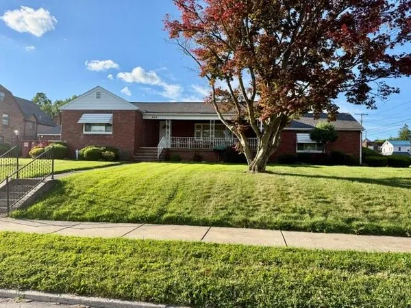 $259,000 | 319 Sumner Avenue, New Castle, PA 16105