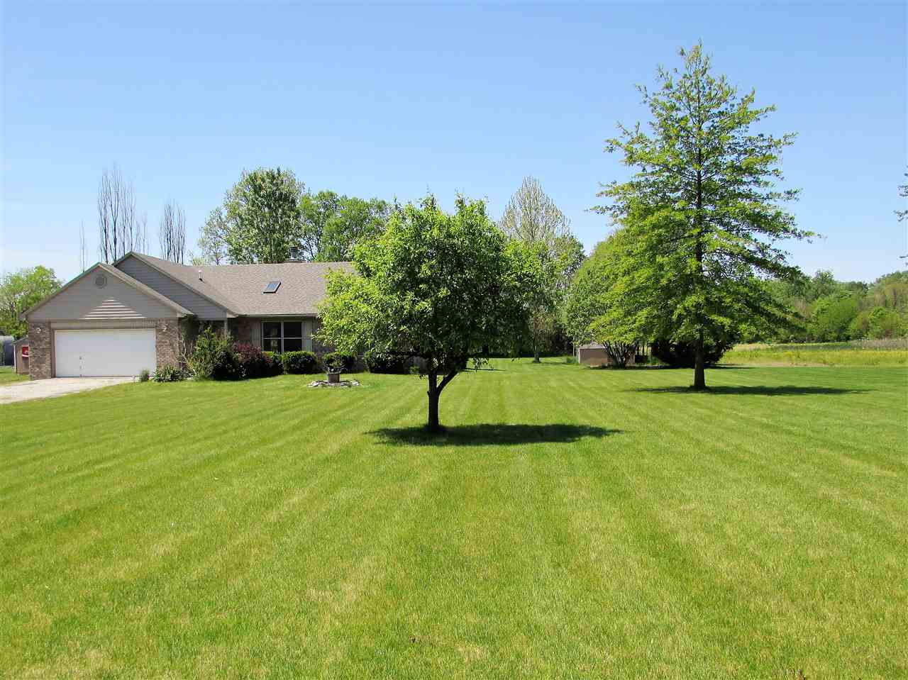 210 North 45th Road West Huntington, IN 46750 - Photo 4 of 33 Gallery Image 4