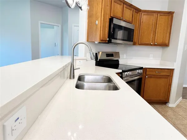 $1,945 | 1108 Sandalwood Road, Royse City, TX 75189