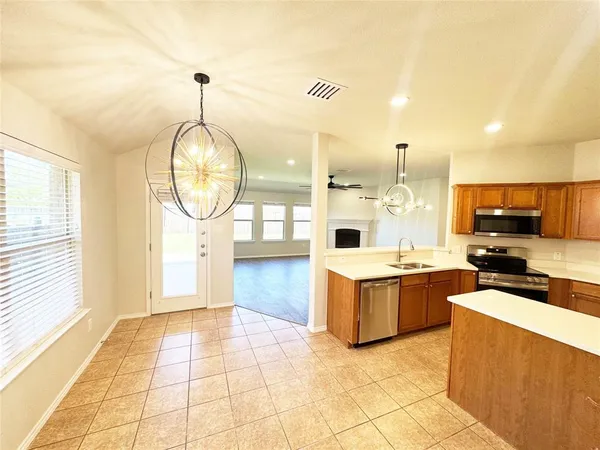 $1,945 | 1108 Sandalwood Road, Royse City, TX 75189